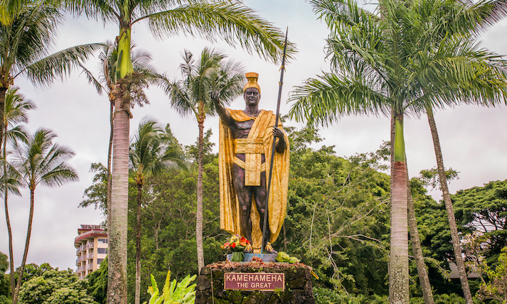 polynesian statue
