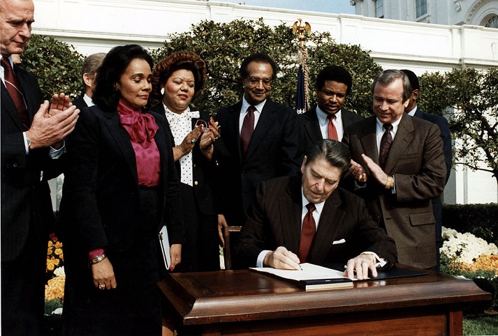 Reagan signs Matin Luther King bill