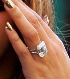close-up of Beyonce engagement ring